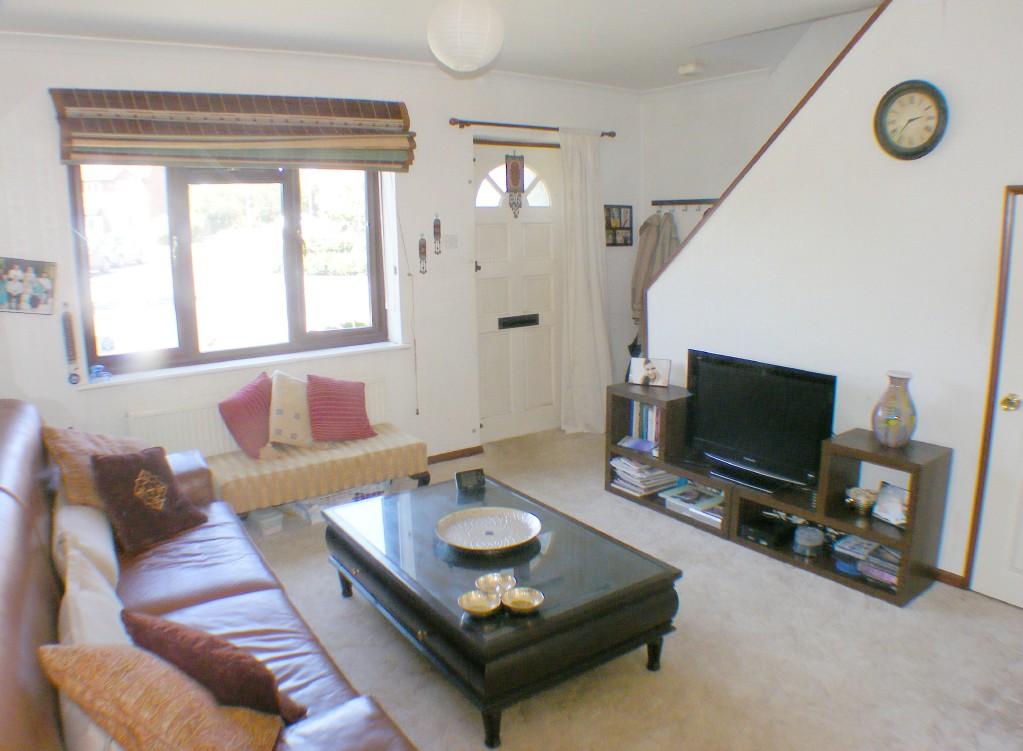One Double Bed Ensuite Apartment To Let of a House in Peatmoor West