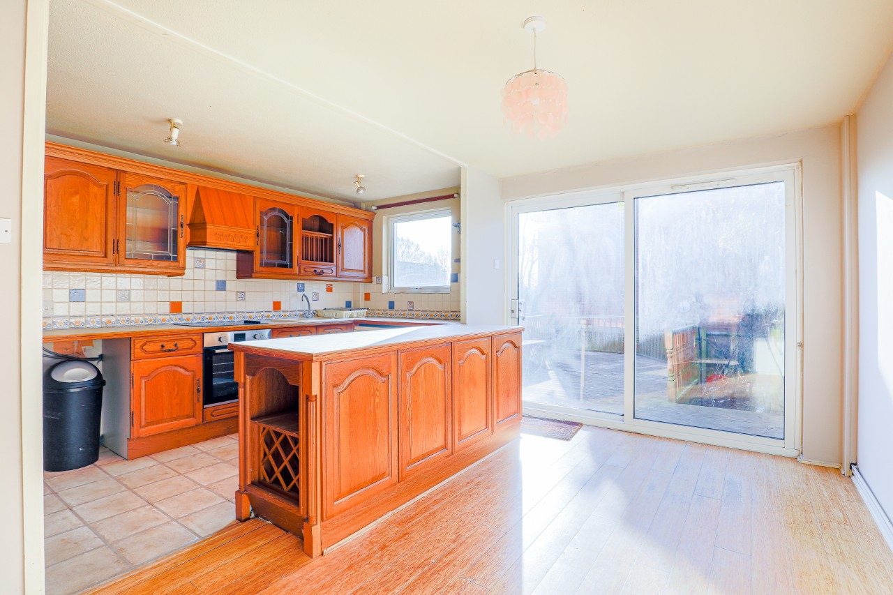 Three Bedroom Modern Span House in Blackheath Cator Estate