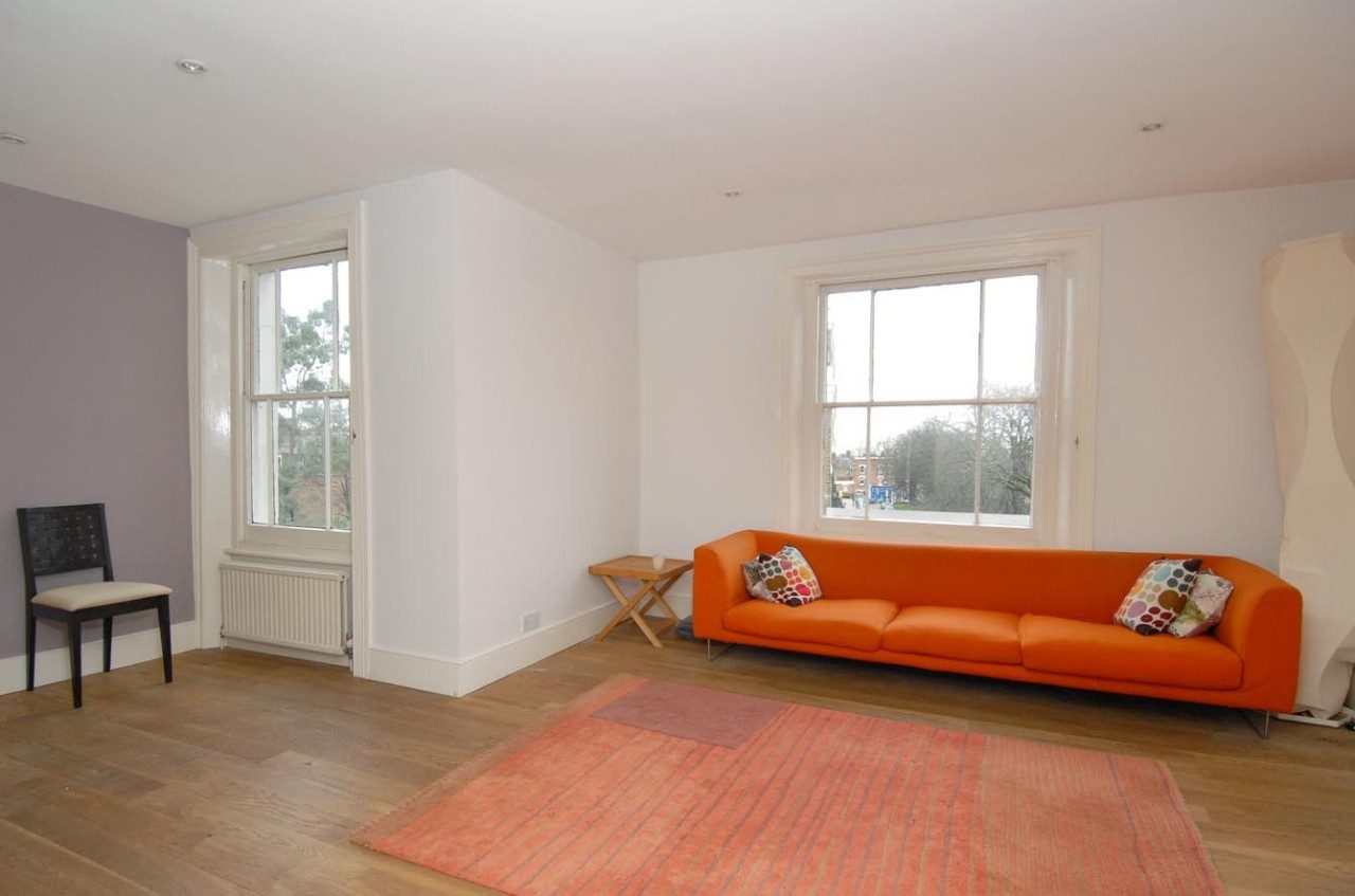 Lovely Large, 2Bed Flat in Highbury, N5, Ideal for the City of London