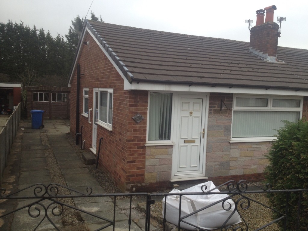 2 Bed Bungalow in Chorley, Recently Modernised The Online Letting