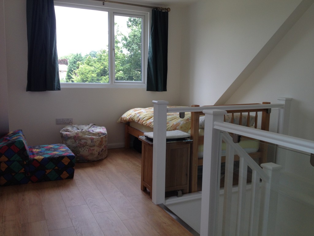 Stylish Two Bed House in Hutton, Brentwood The Online Letting Agents Ltd