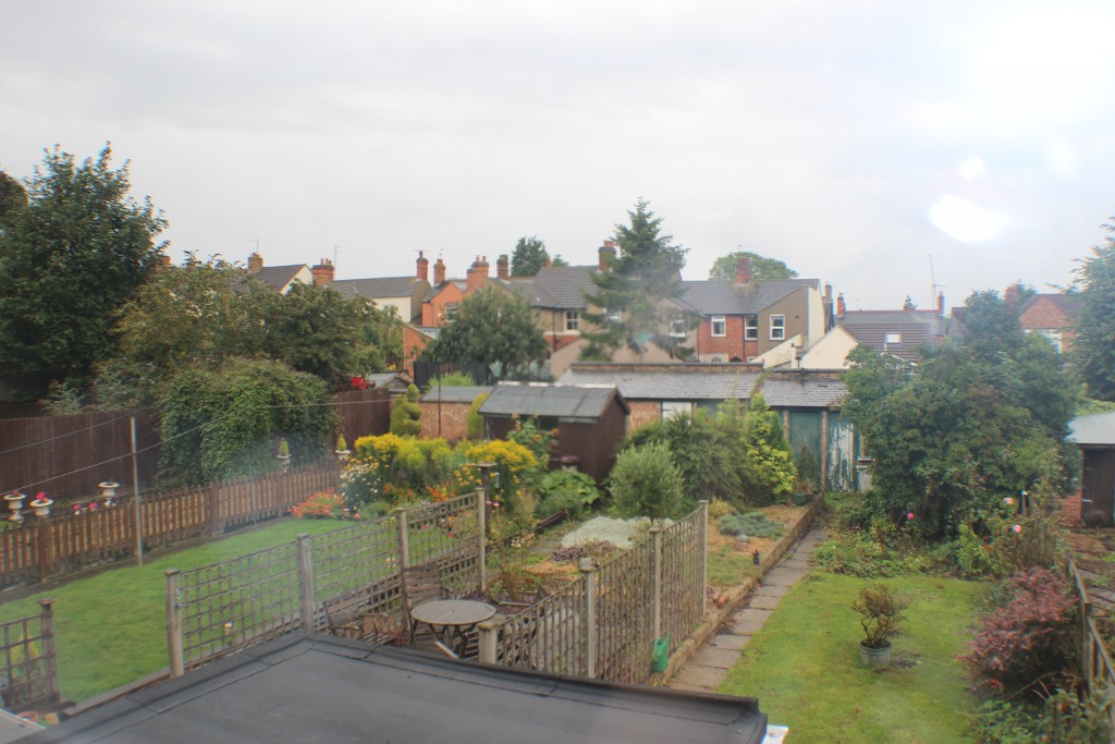 Newly Renovated 2 Bed Terrace in Rothwell The Online Letting Agents Ltd