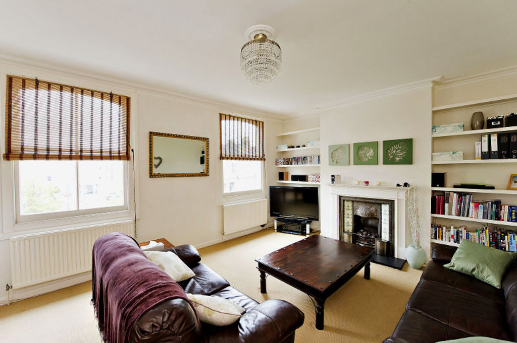 Spacious Upper with Two Double Bedrooms and Roof Terrace W12 The Online Letting