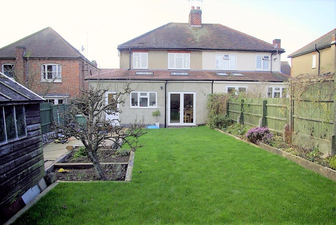 34 Bed Family Home in Market Harborough The Online Letting Agents Ltd