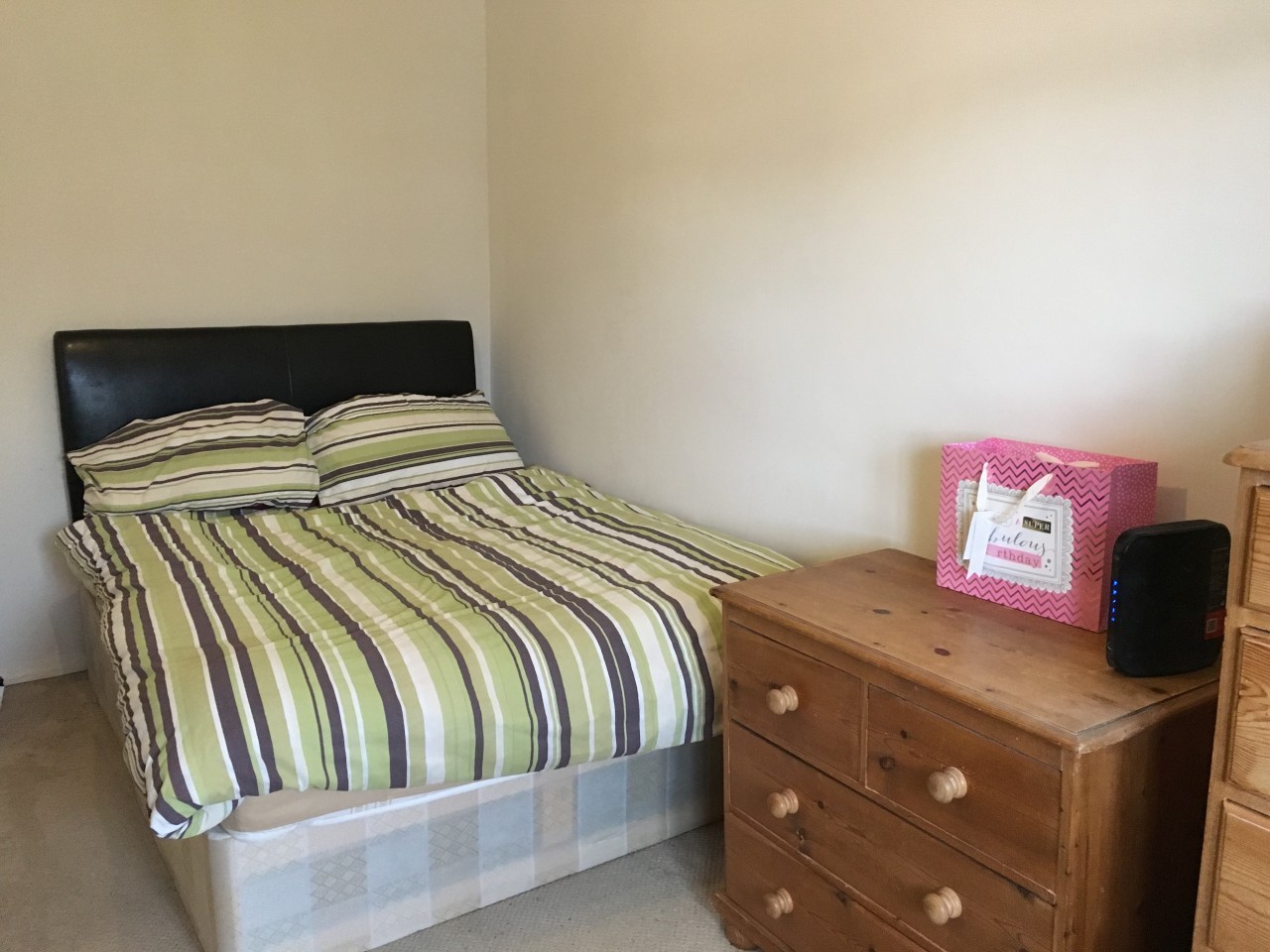 One Bedroom Flat To Let in Warlingham The Online Letting Agents Ltd