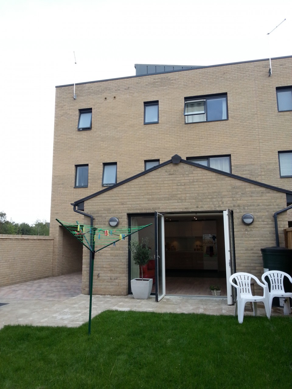 5 Bedroom Property To Let in the Sought After Area of Trumpington near