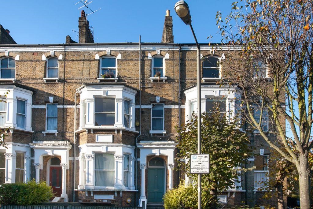 WANDSWORTH ONE BED FullyFurnished, NewlyRenovated, large (678sf