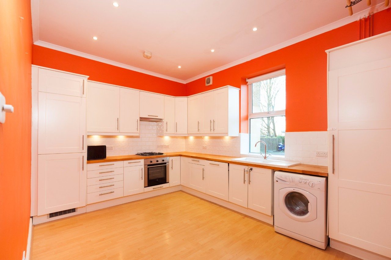 A Spacious Two Bed Semi Detached House with Parking to Rent in Hanwell
