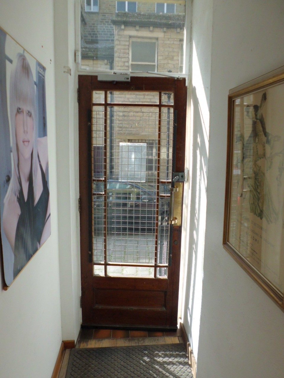 Office/Studio/Salon Space To Let in Huddersfield The Online Letting