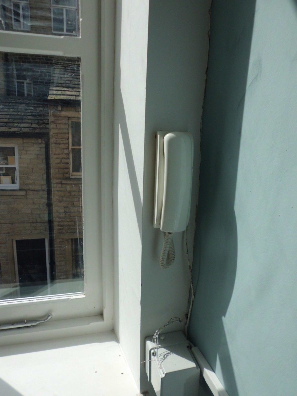 Office/Studio/Salon Space To Let in Huddersfield The Online Letting