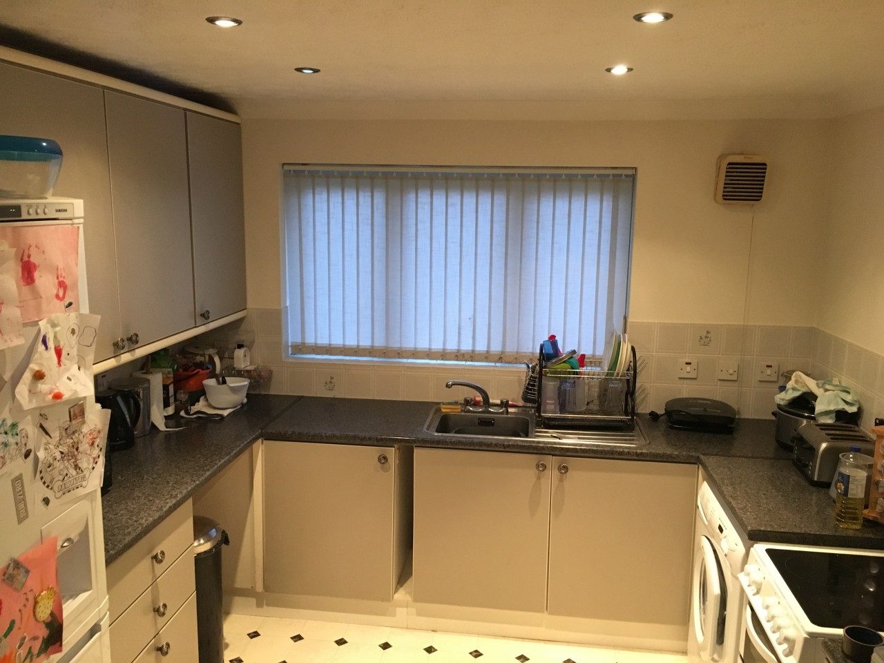 Large Two Bedroom Flat to Rent in Rainham, Kent From Mid February The