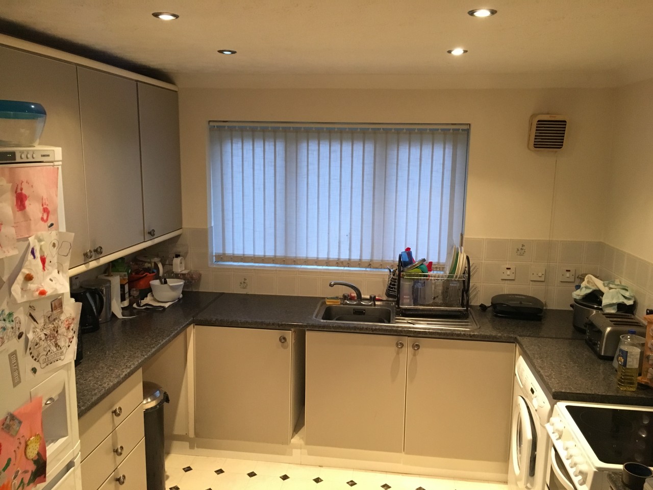 Large Two Bedroom Flat to Rent in Rainham, Kent From Mid February The