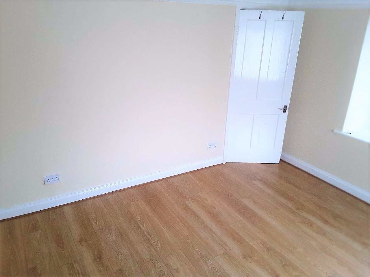 2 Bedroom SemiDetached House to Rent in Brandlesholme, Bury The