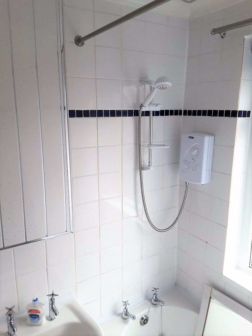 2 Bedroom SemiDetached House to Rent in Brandlesholme, Bury The