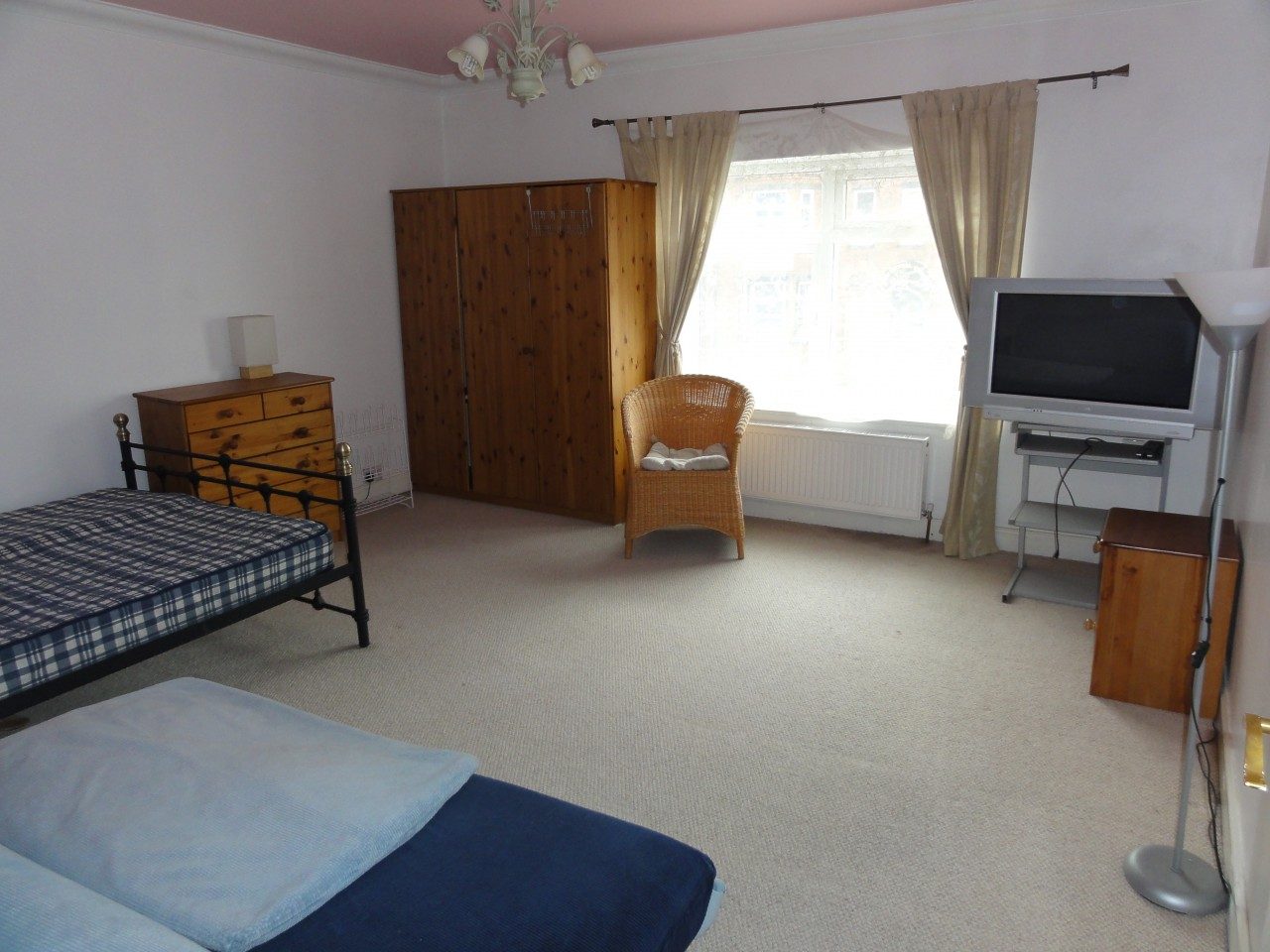 One Bedroom Town Centre Flat to Rent in Swinton, Manchester The