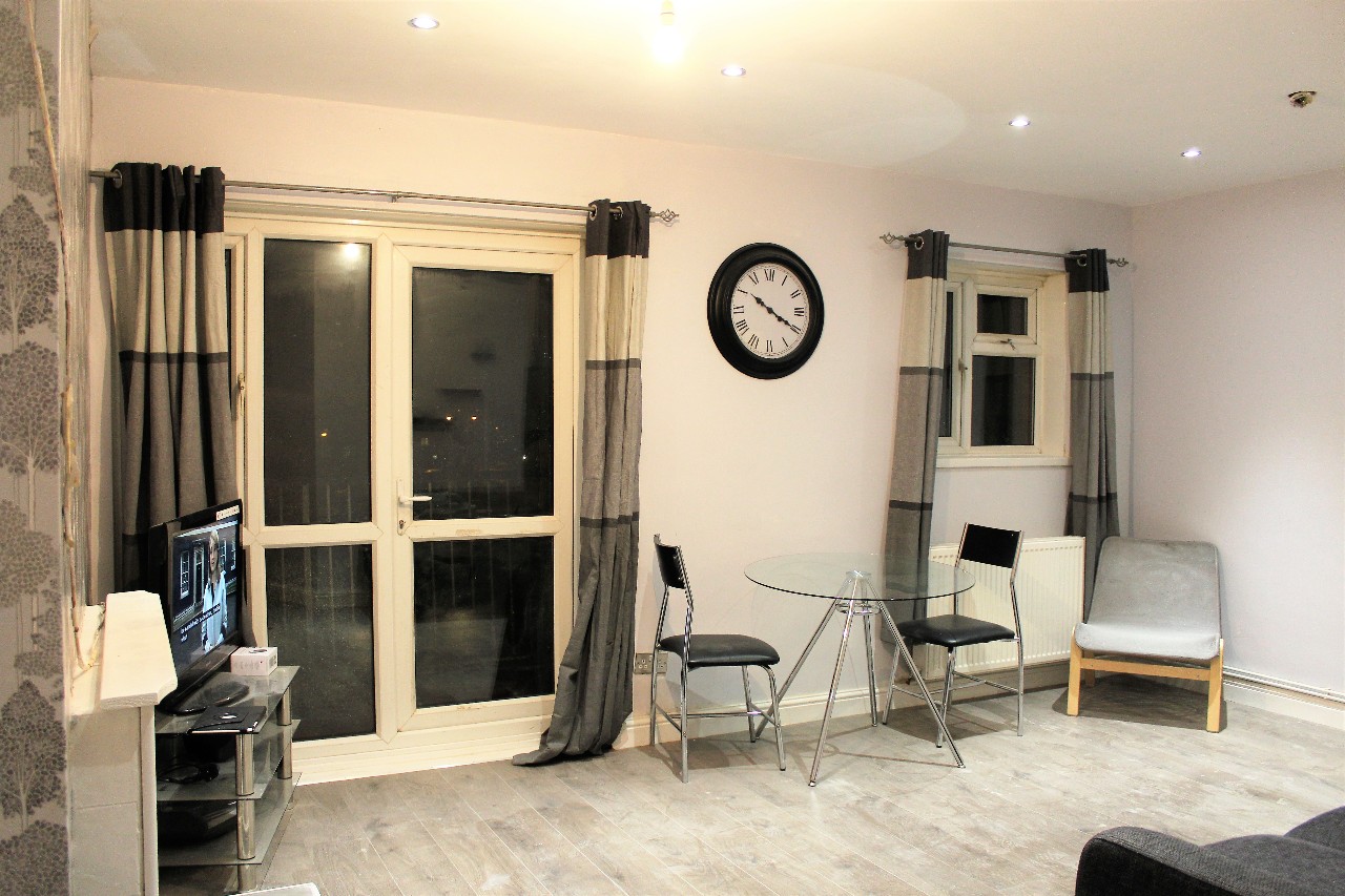 2 Double Bedroom Flat to Let in Chadwell Heath The Online Letting
