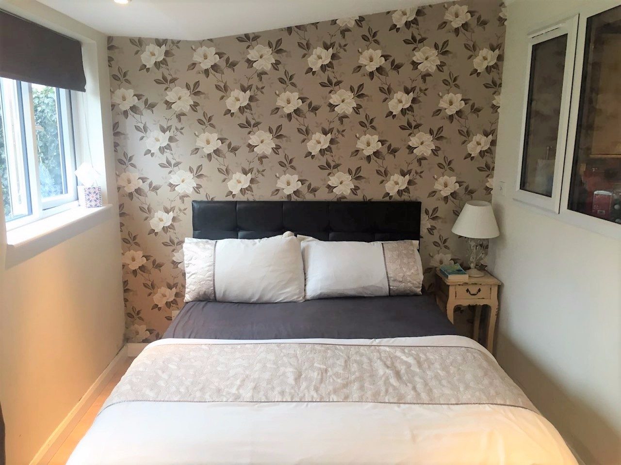 1/2 Bedroom Ground Floor to Rent in West Ewell The Online