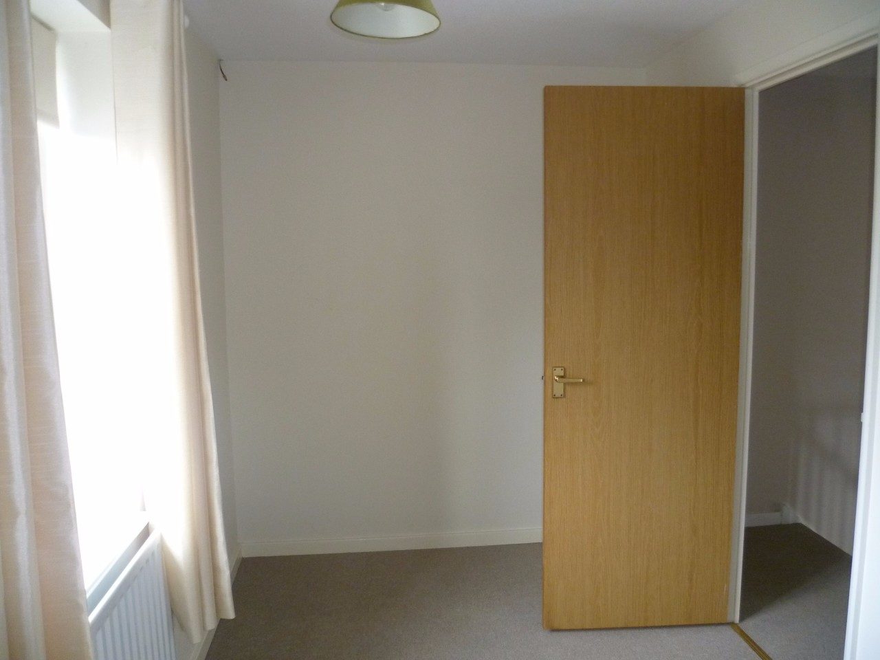 2 Bedroom Semi Detached House with Garage to Rent in Whitwick The