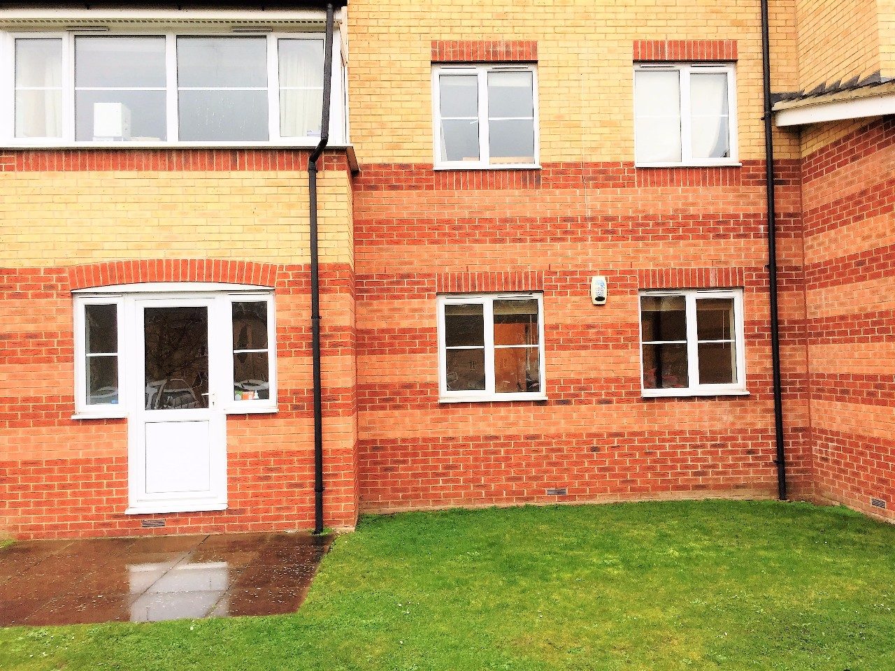 Spacious 2 Bedroom Flat to Rent in High The Online Letting