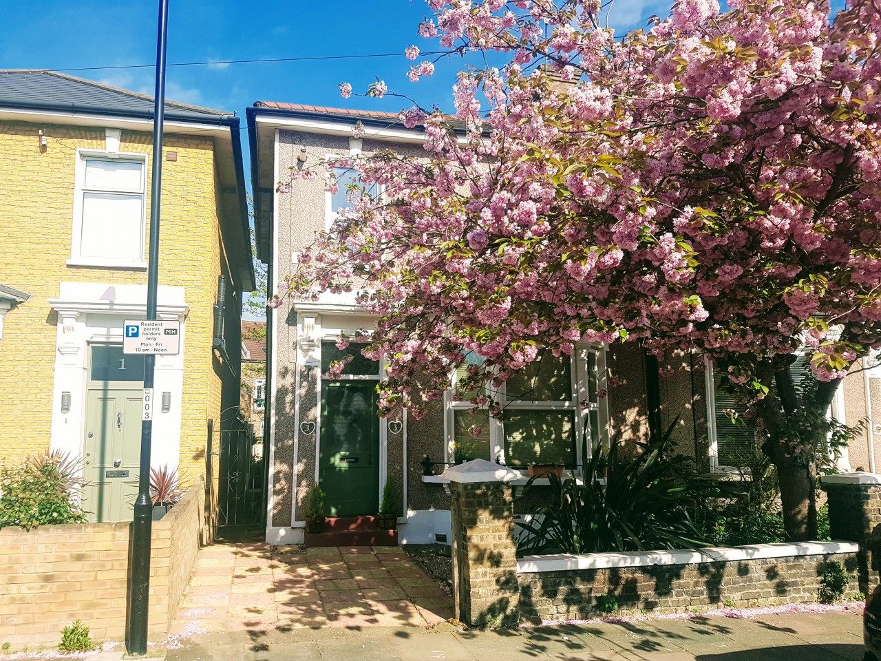 Two Bed Flat To Rent in Beautiful Blackheath The Online Letting Agents Ltd