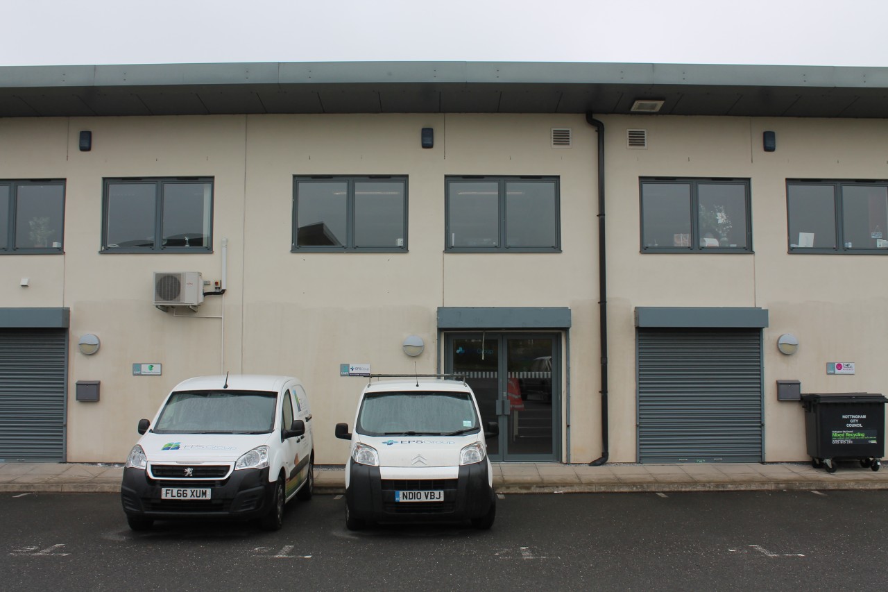 Modern Office/Storage Unit with Car Parking Spaces To Let in Nottingham