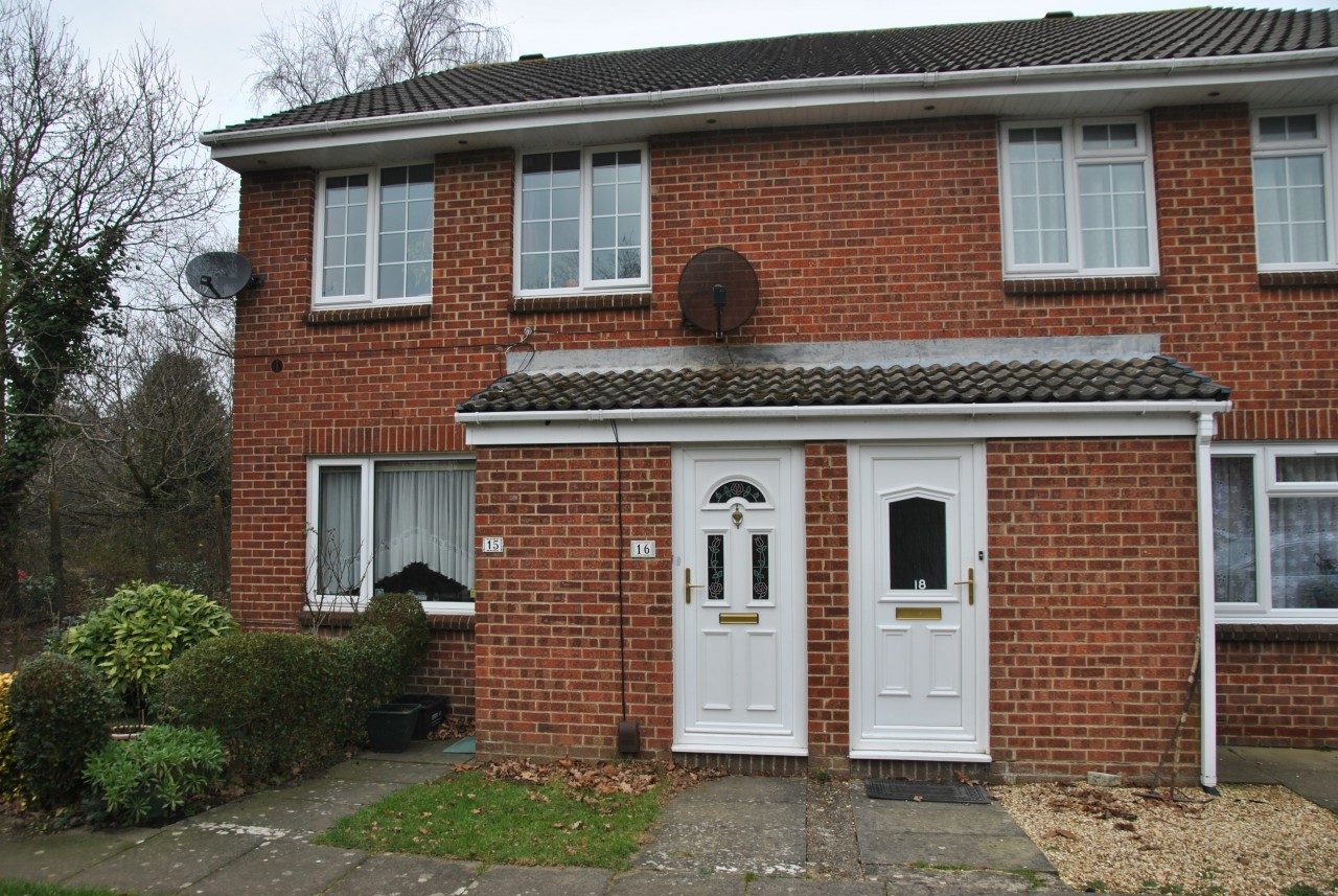 1 Bedroom Apartment to Rent in Netley Abbey The Online Letting Agents Ltd
