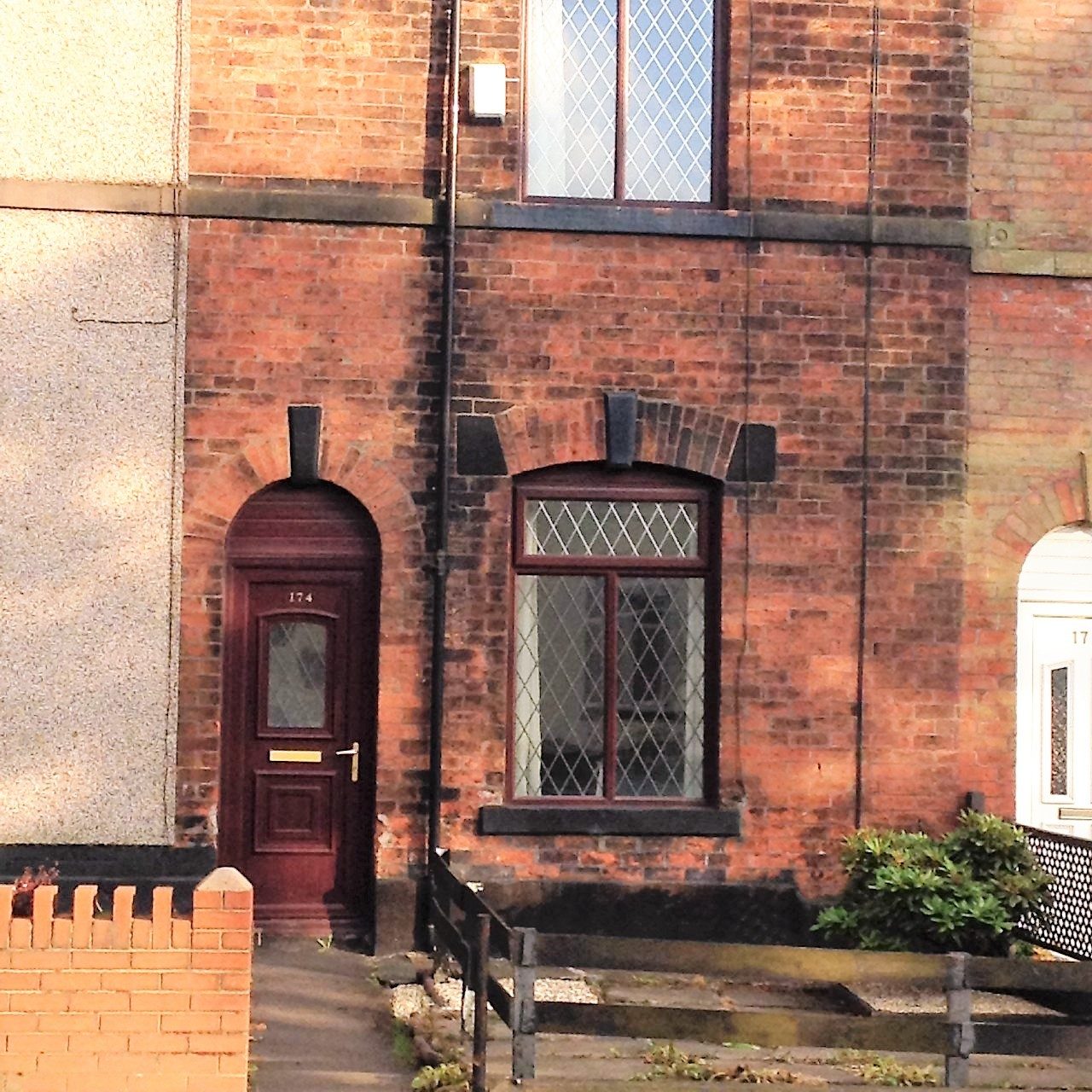 2 Bed Mid Terrace to Rent in Bury The Online Letting Agents Ltd
