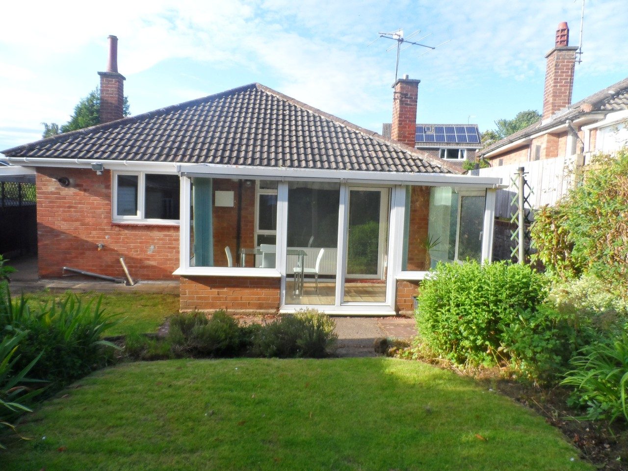 Deceptively Spacious Detached Bungalow To Let in Desirable Location in