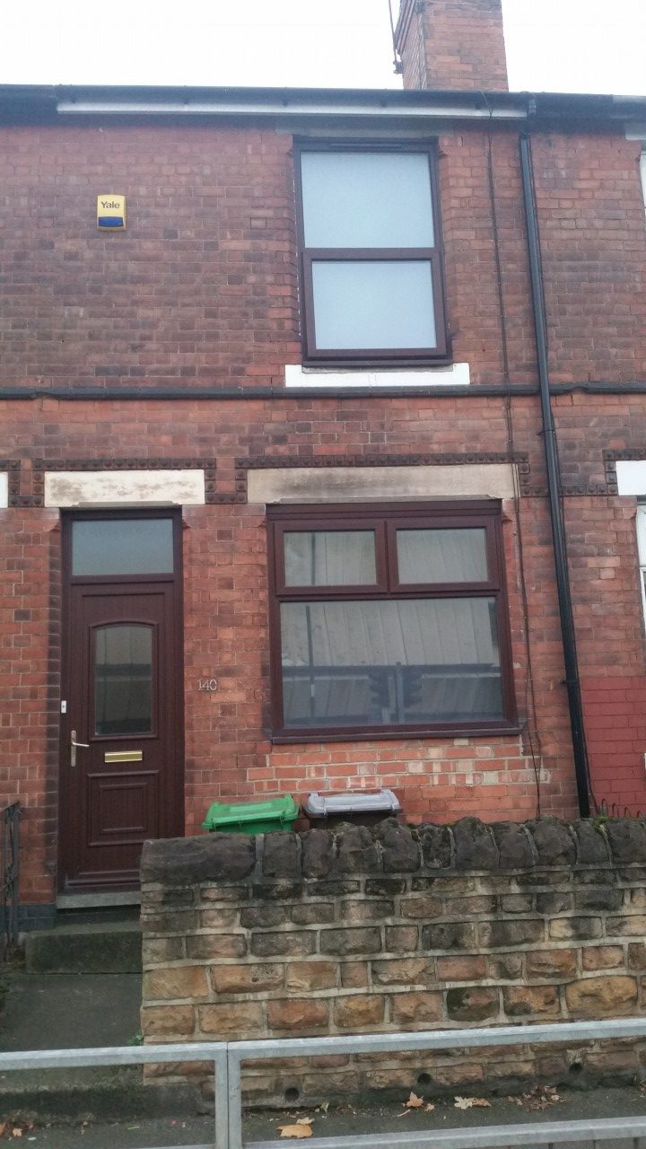 Well Presented Mid Terraced House with Two Large Bedrooms to Rent in