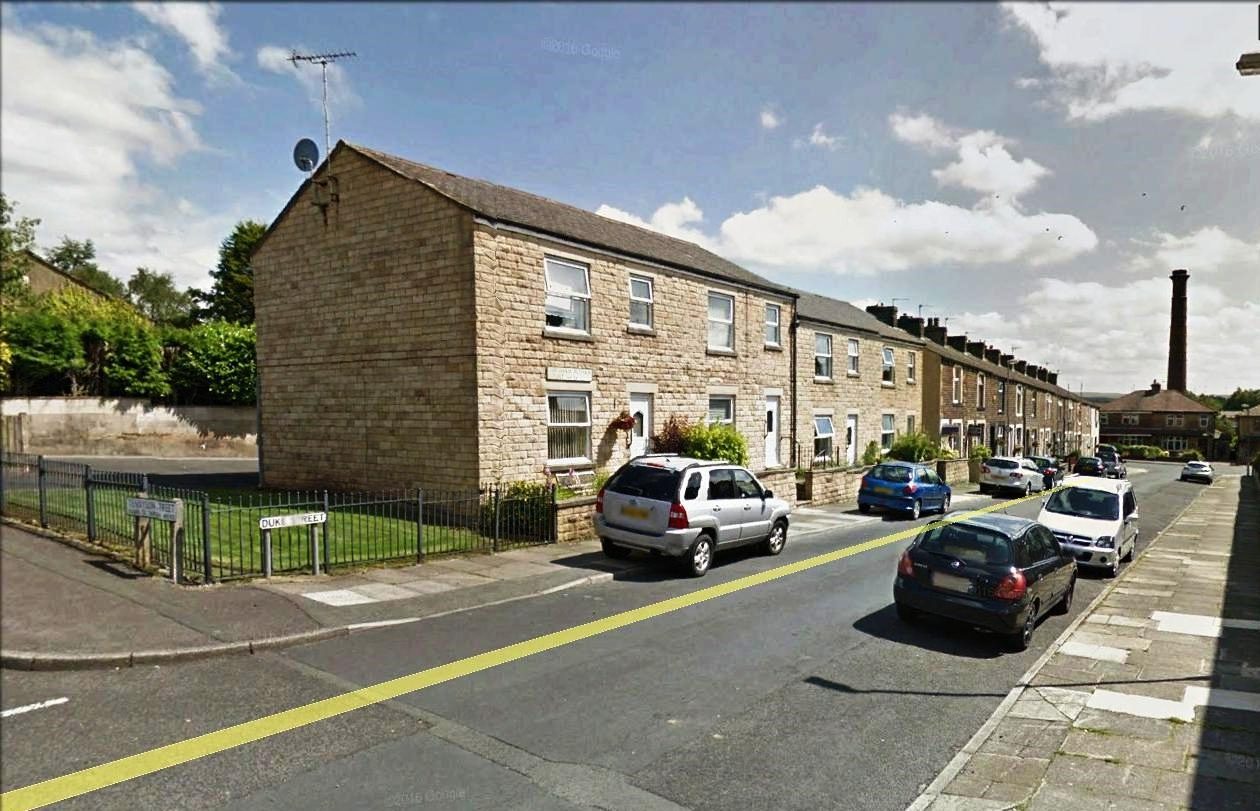 One Bedroom Second Floor Flat to Let in Briercliffe, Lancashire The