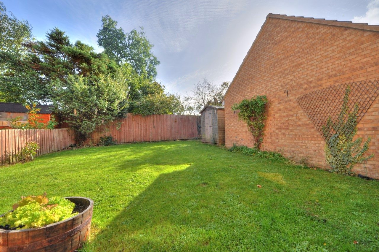 Three Bedroom Detached House to Rent in Ely The Online Letting Agents Ltd