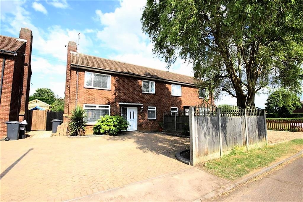 A Well Presented, Large Two Bedroom SemiDetached House To Let in
