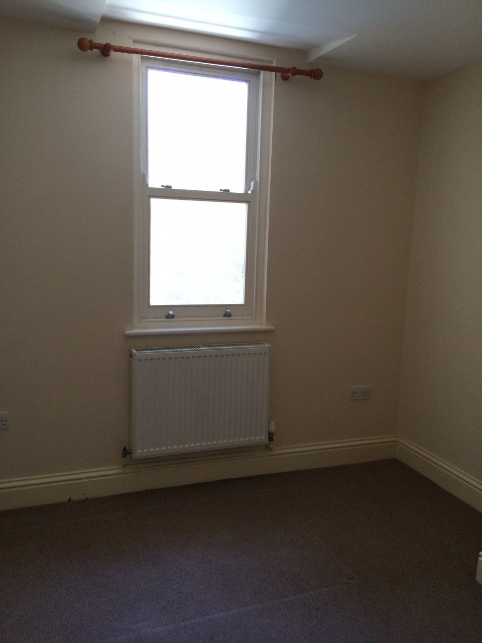 Two Bedroom Apartment to Rent in Gravesend The Online Letting Agents Ltd