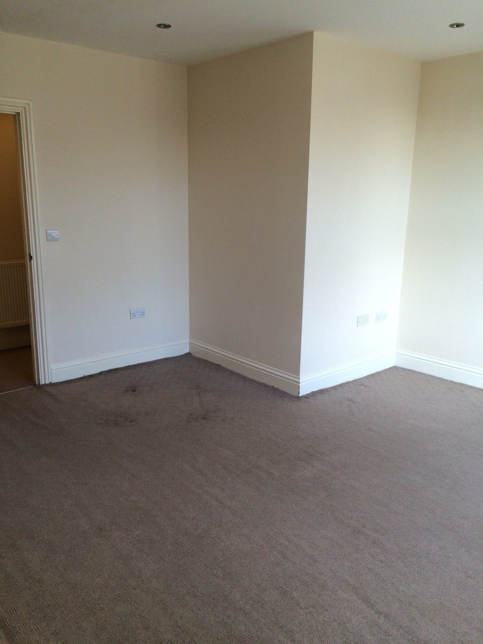Two Bedroom Apartment to Rent in Gravesend The Online Letting Agents Ltd