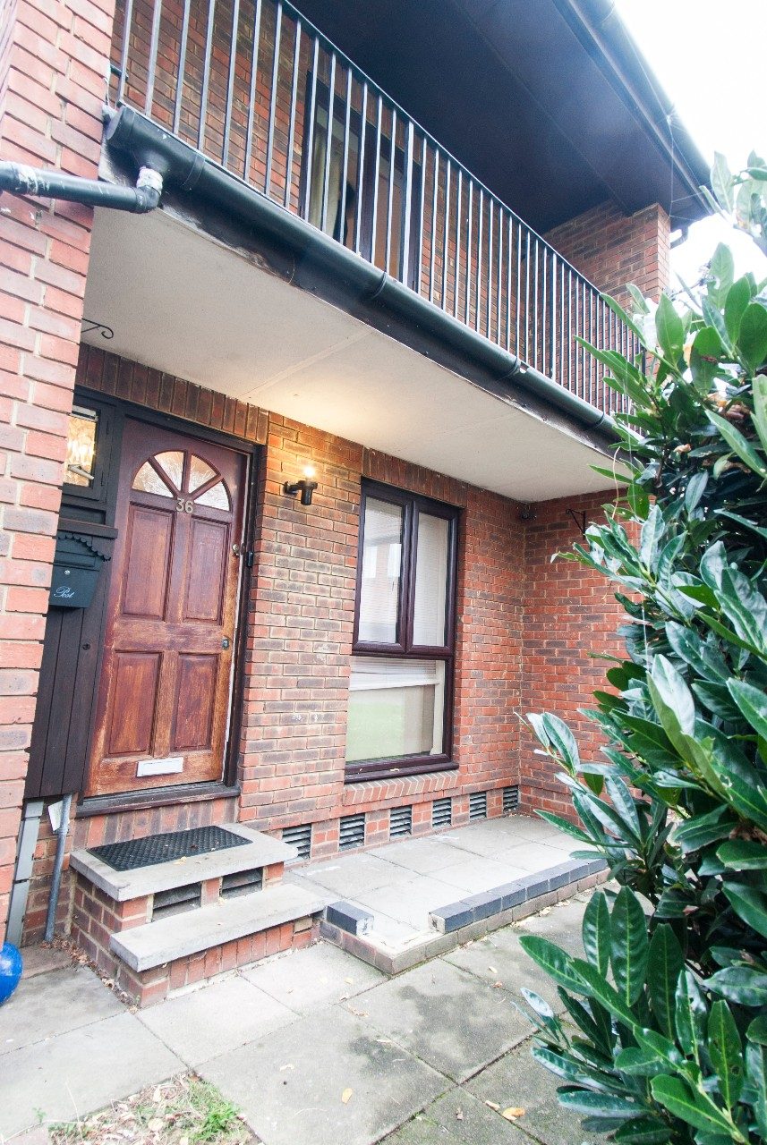 Lovely Fully Furnished One Bedroom House to Rent in Canada Water and