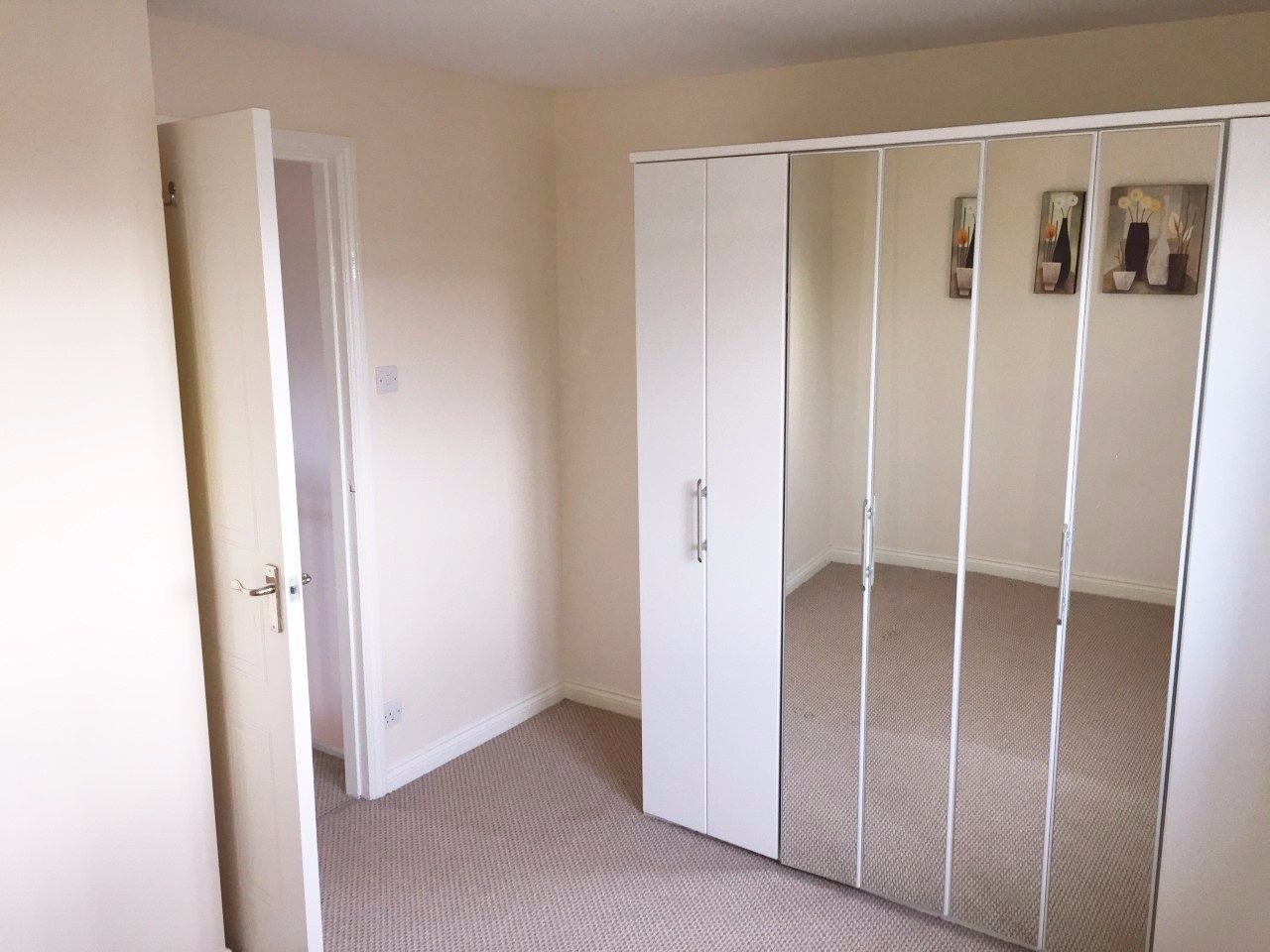 2 Bedroom SemiDetached House To Let in Aylestone, Leicester The