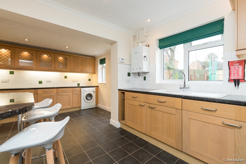 Double Room To Let in Luxury House in Bicester The Online Letting Agents Ltd