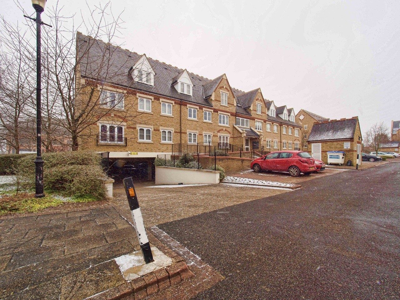 2 Double Bedroom Apartment To Let in Watford with Large Balcony The Online Letting Agents Ltd