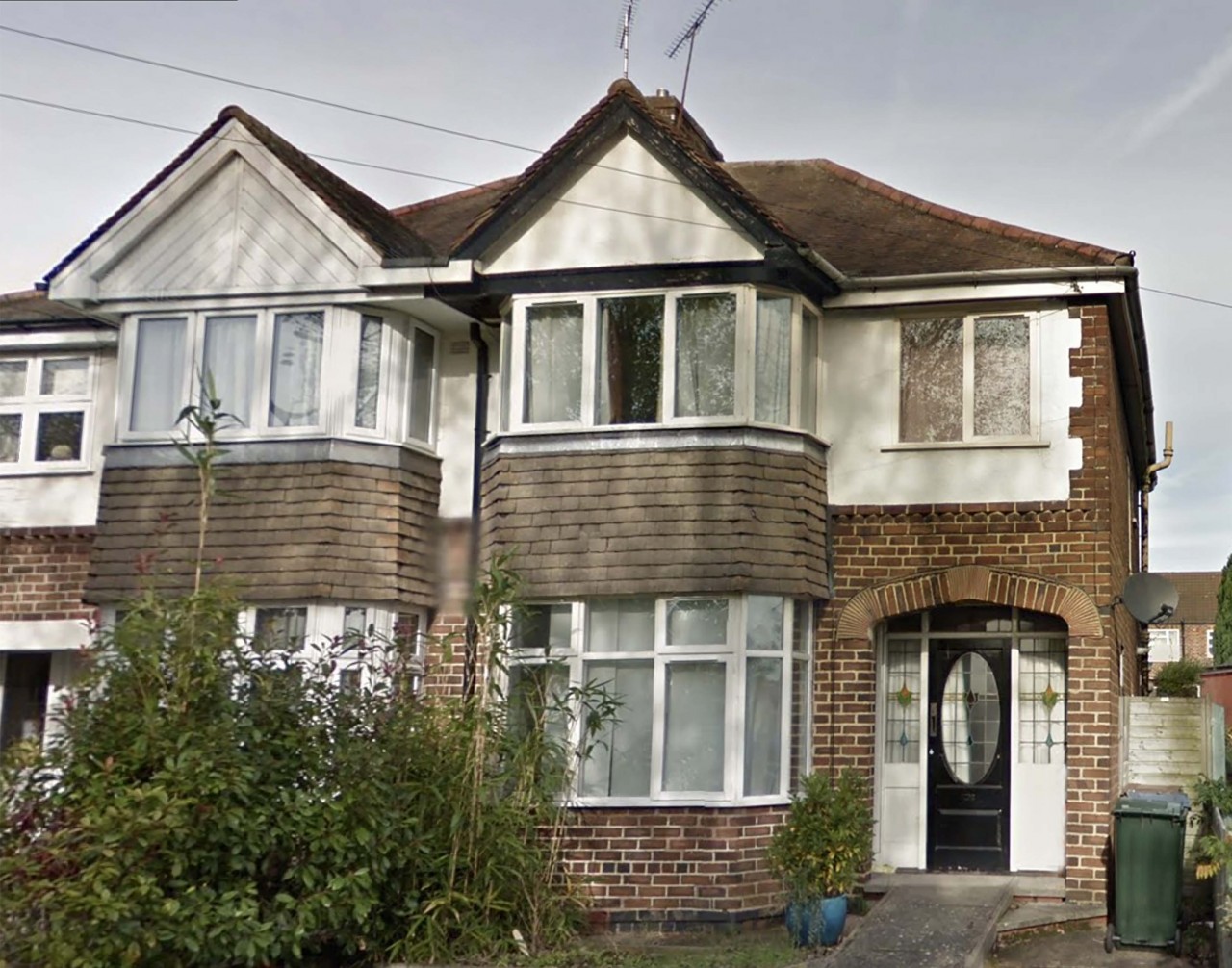 Charming Three Bedroom Semi Detached House to Rent in Great Location in