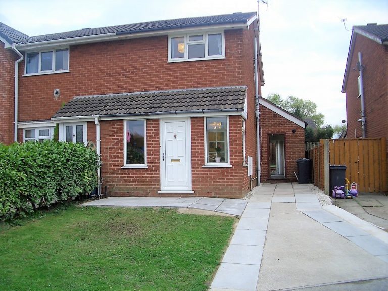 3 Bed Semi Detached House To Let in Skelmersdale Quiet CulDeSac