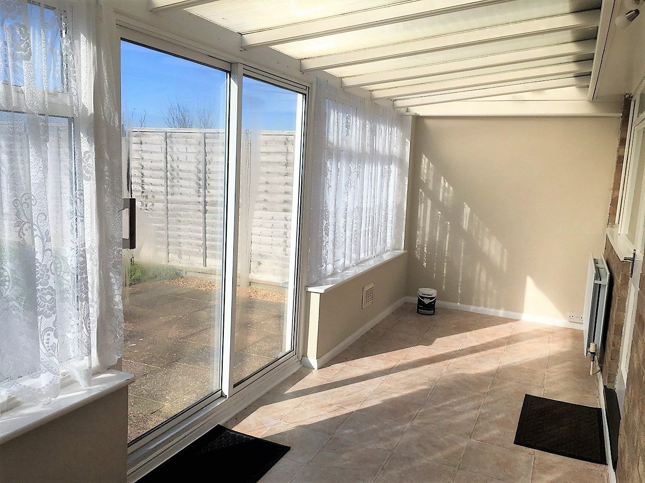 2 Bed Bungalow To Let in Dymchurch, Kent The Online Letting Agents Ltd