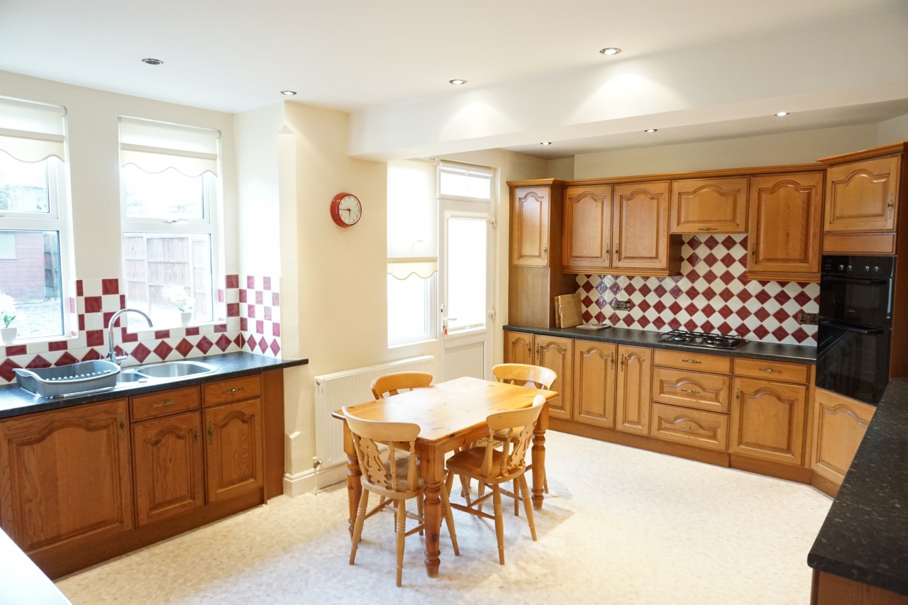 Double Rooms to Rent in Leyton, E10 The Online Letting Agents Ltd