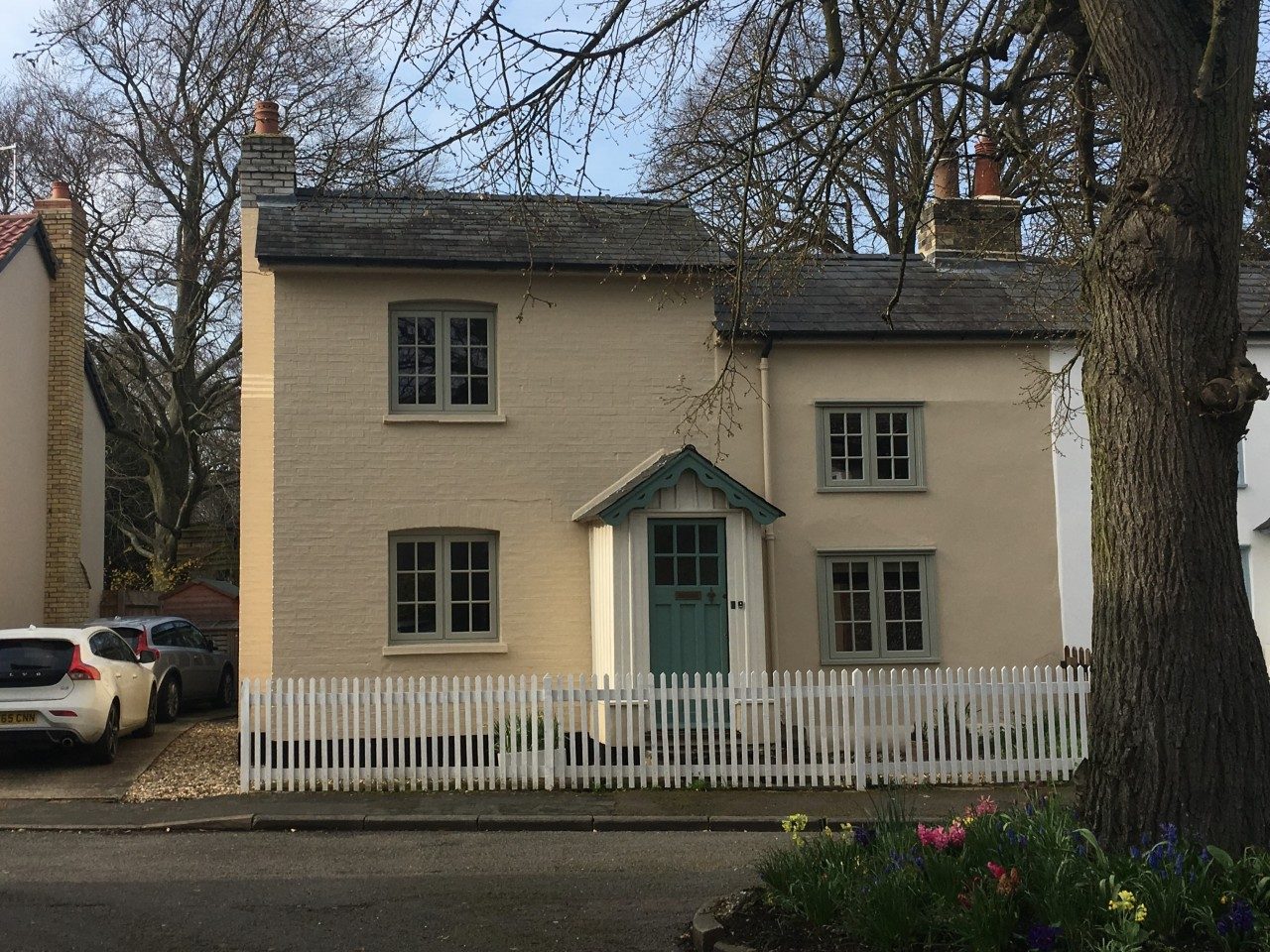 3 Bedroom Home Occupying a Very Popular Central Village Location in