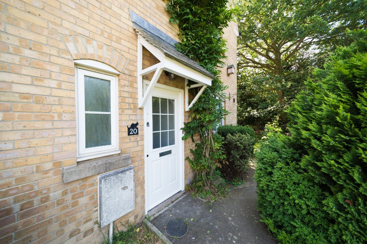 Fantastic Quiet House Close to Heathrow & M4 The Online Letting