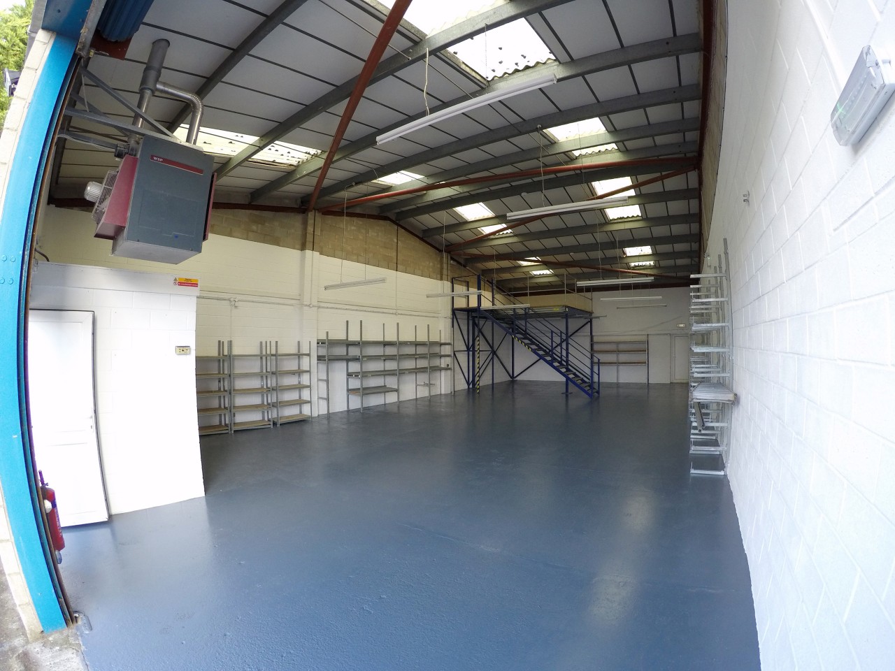 Warehouse unit to Let in Drayton, Norwich The Online Letting Agents Ltd