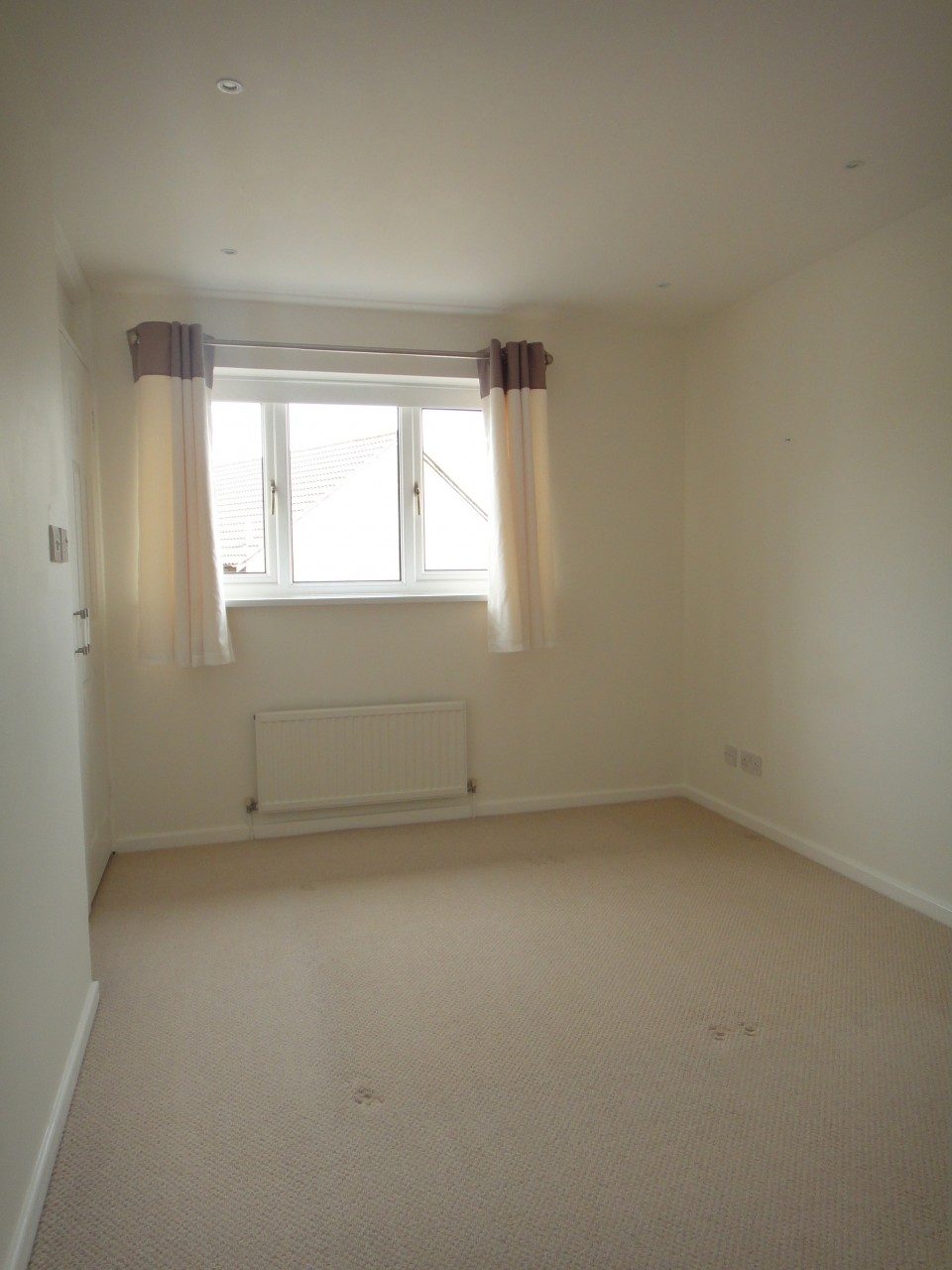 2 bed modern house to let in Woolwell, Plymouth The Online Letting