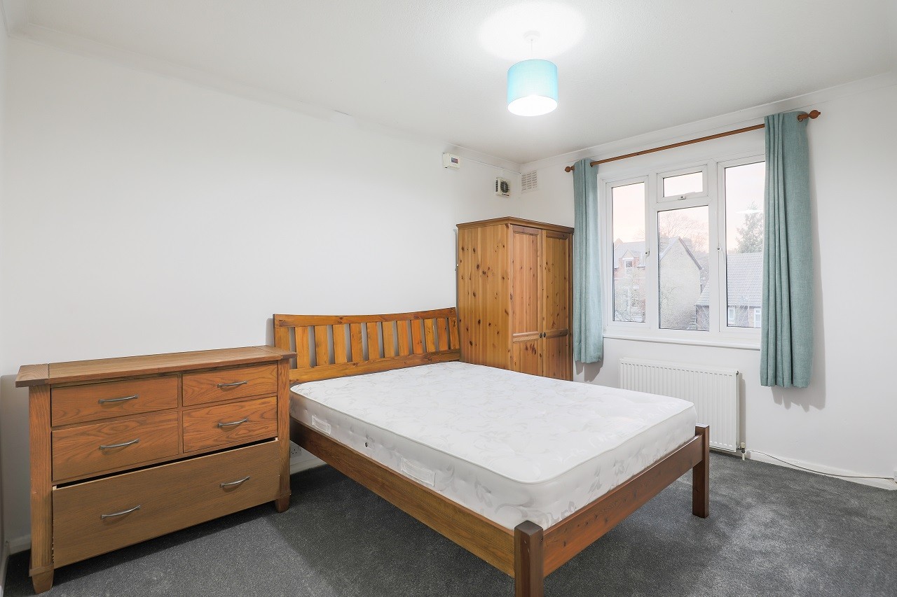 Flat 4, Norwood Court, SE24 9AQ . Image 12 The Online Letting Agents Ltd