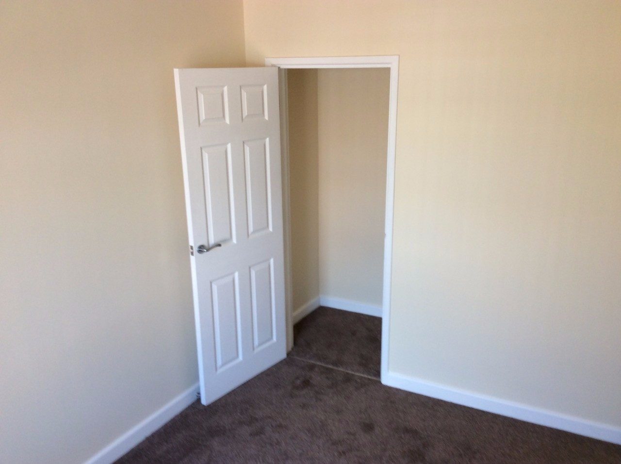 Refurbished 2 bed house to let in Wath upon Dearne The Online Letting