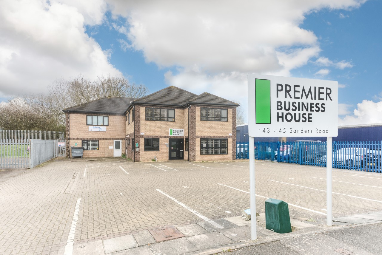 Office to let, Premier Business House, Finedon Road Industrial Estate