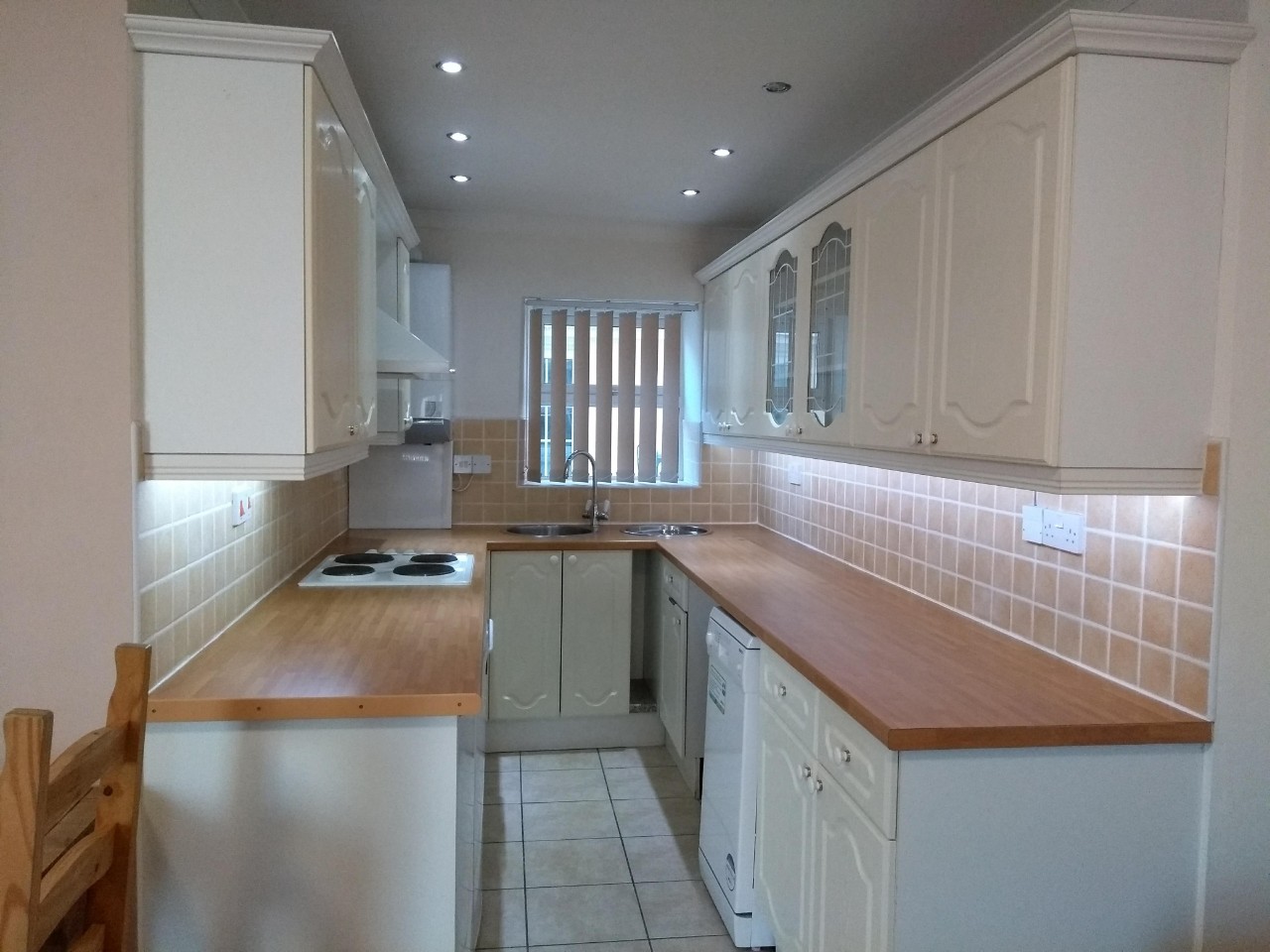 Ground Floor Two Bedroom Flat to Rent in Par, Cornwall and Isles of